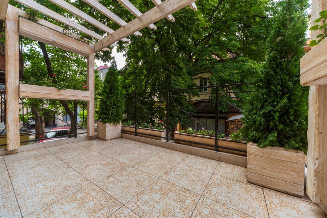 Трирівневий Лофт Із Спальнею-Укриттям Self Check-In 247 Odesa Exterior foto